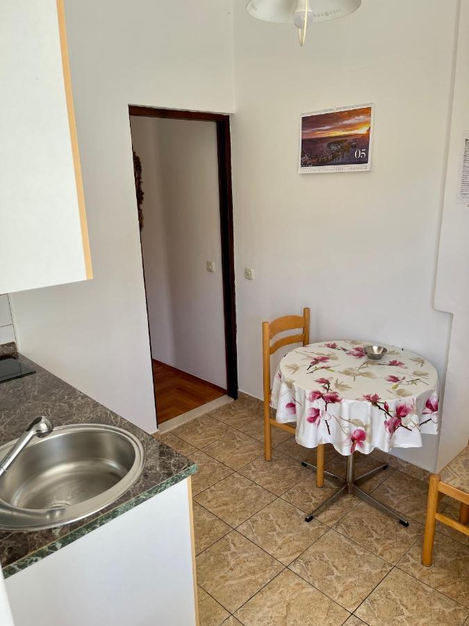 Rooms & Apartments Tepsa - Centre Hvar Town Exterior foto